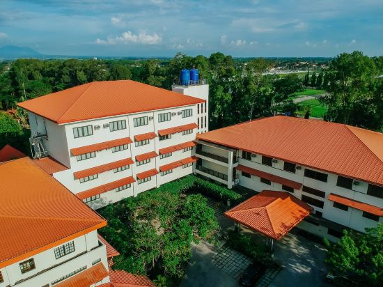 Фото Nature's Village Resort