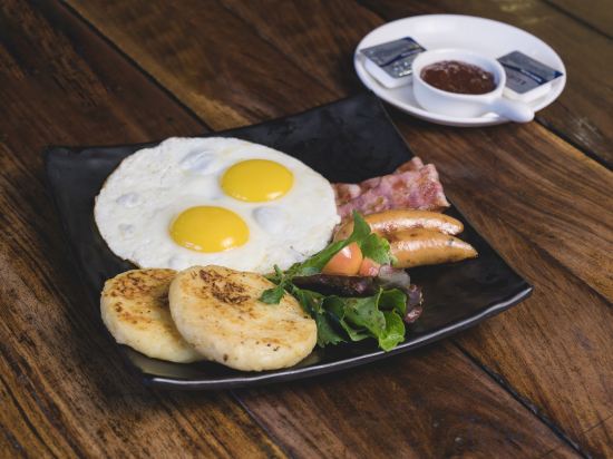 Фото Hotel Roadhouse