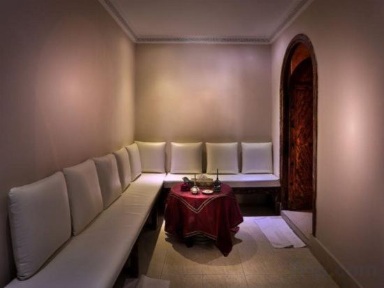 Фото El Andalous Lounge & SPA Hotel