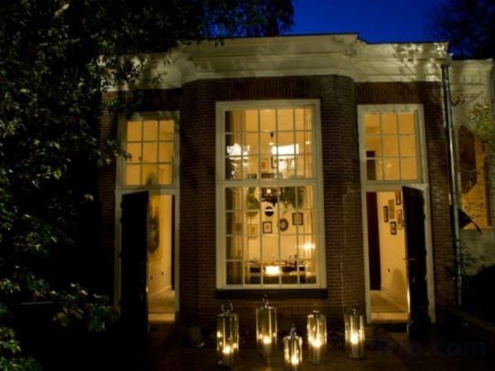 Фото Canal House