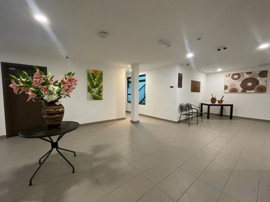 Фото Hotel Longhouse