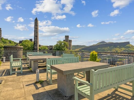 Фото Princes Street Suites