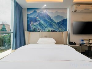 Yuanqitang Ecosystem Hotel (Winnipeg, Main Street, 280), hotel