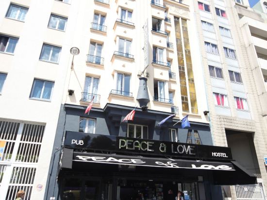 Фото Peace and Love Hostel - Hostel Paris