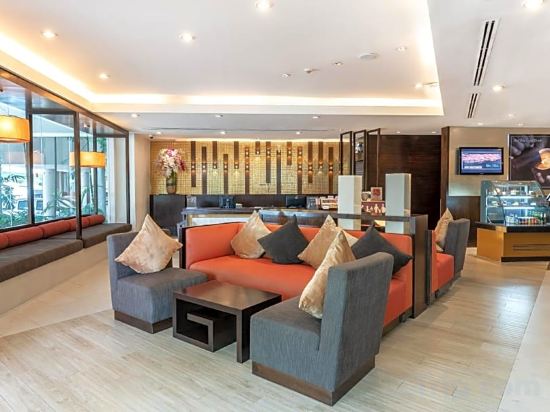 Фото A-One Pattaya Beach Resort