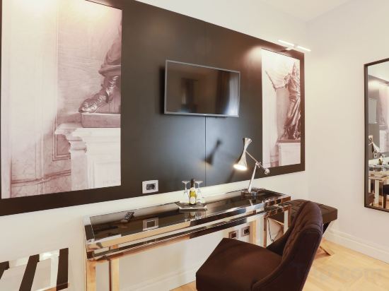 Фото Floris Hotel