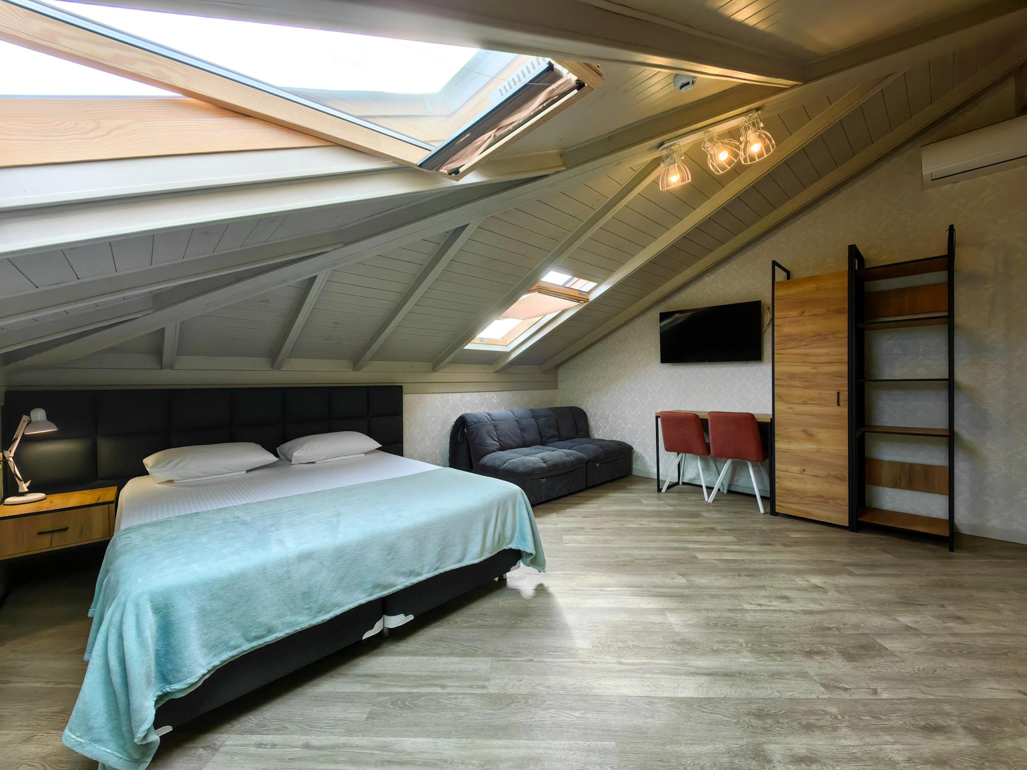 Фото Лалеби