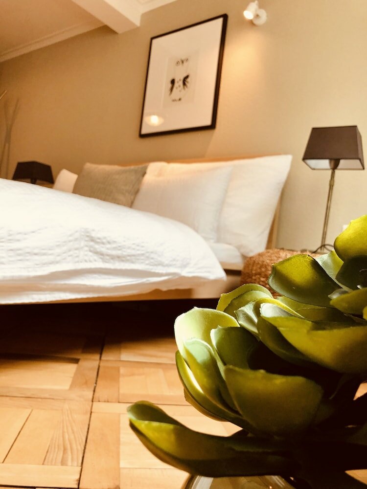 Фото Top city center location by Airhome