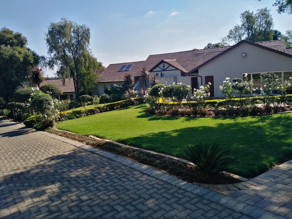 Фото Classique Grace Boutique Hotel