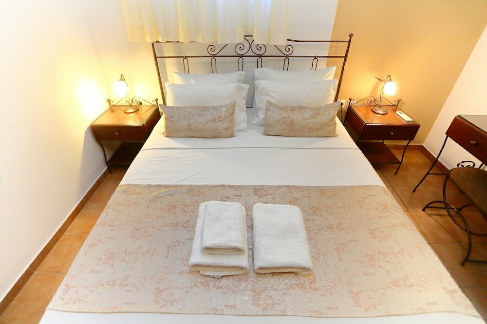 Фото Vathi Hotel