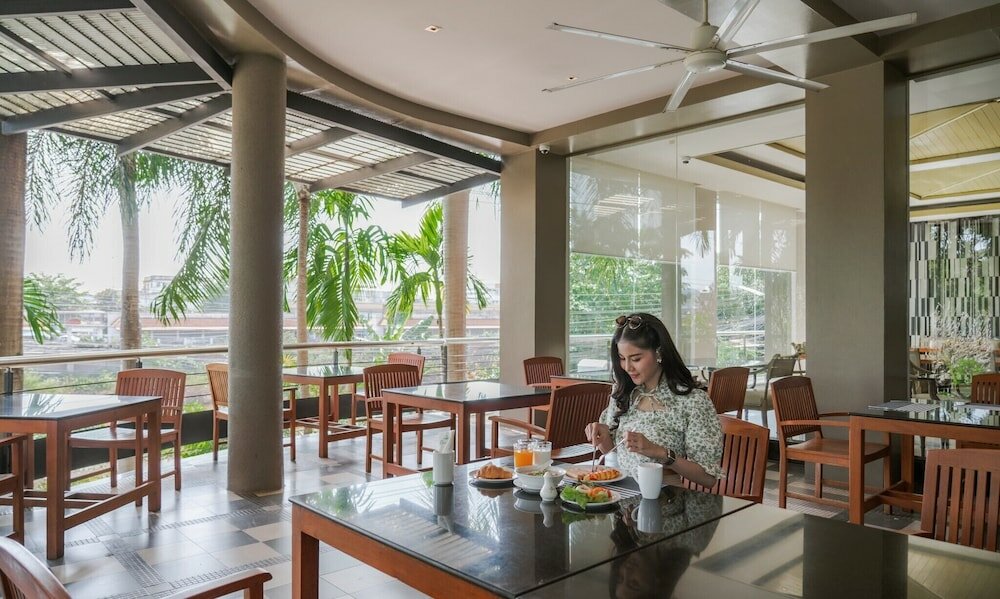 Фото The Grand Riverside Hotel Phitsanulok