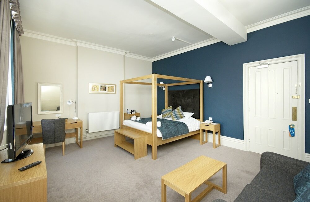 Фото The Grand Atlantic Hotel