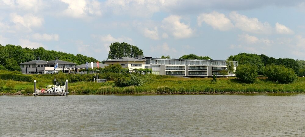 Фото Van der Valk Hotel Ara Zwijndrecht