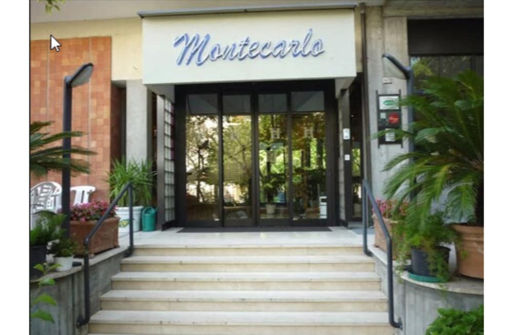 Фото Hotel Montecarlo