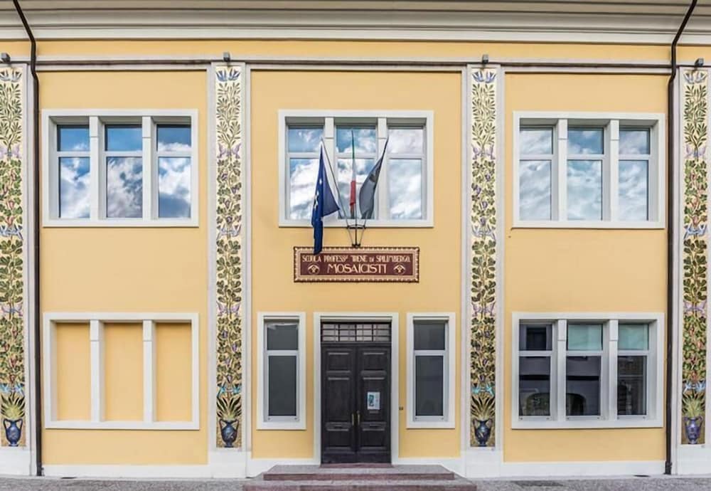 Фото Grand Hotel President