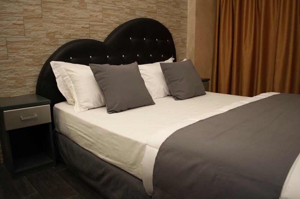 Фото Hotel Bella Napoli