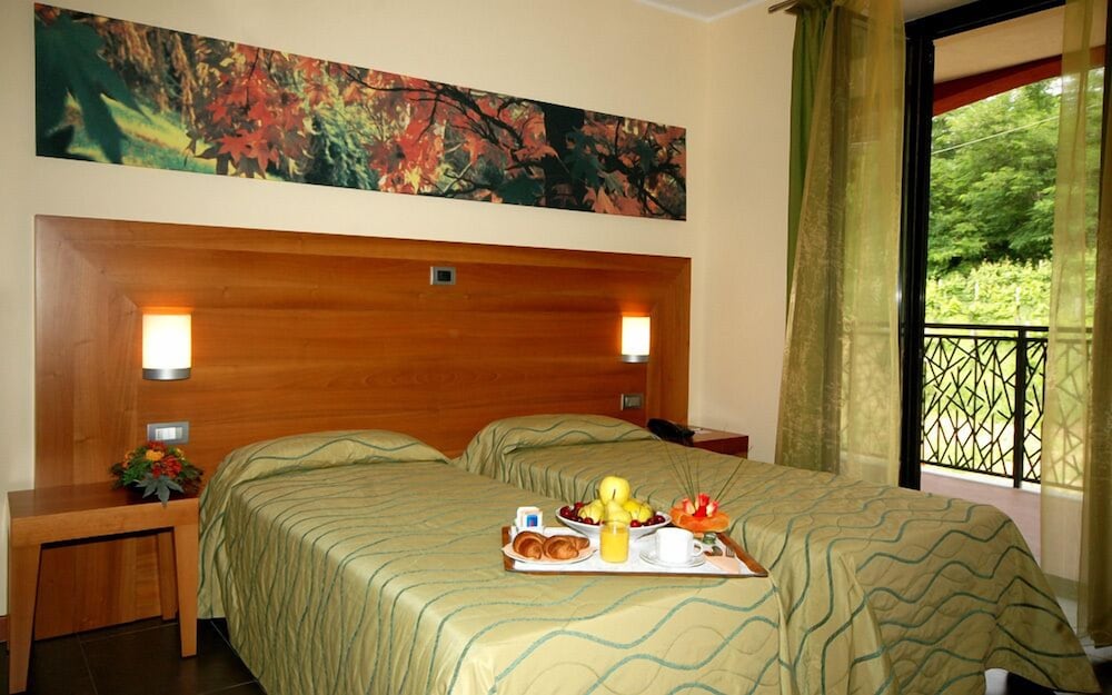 Фото Hotel Langhe & Monferrato