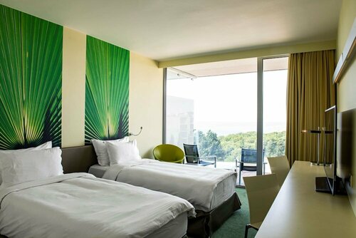 Гостиница Radisson Blu Resort & SPA, Split в Сплите