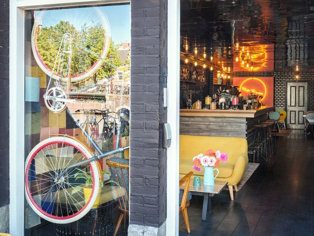 Фото Max Brown Hotel Canal District