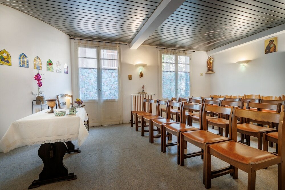 Фото Hôtel Hélianthe