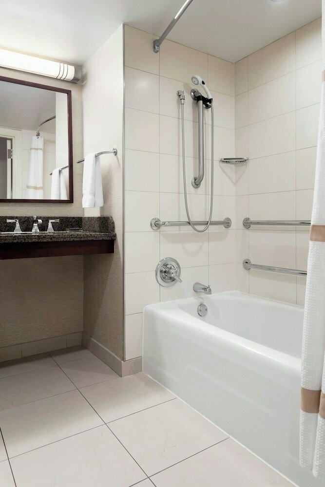 Фото Cleveland Marriott Downtown at Key Tower