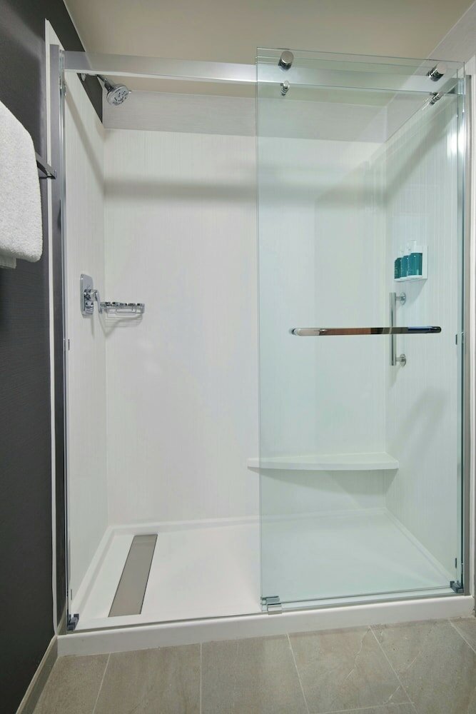 Фото Courtyard by Marriott Chicago Lincolnshire