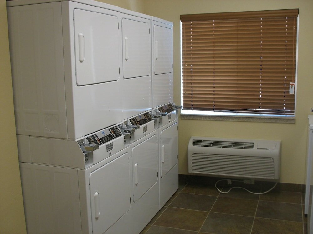 Фото Candlewood Suites Indianapolis Northwest, an Ihg Hotel