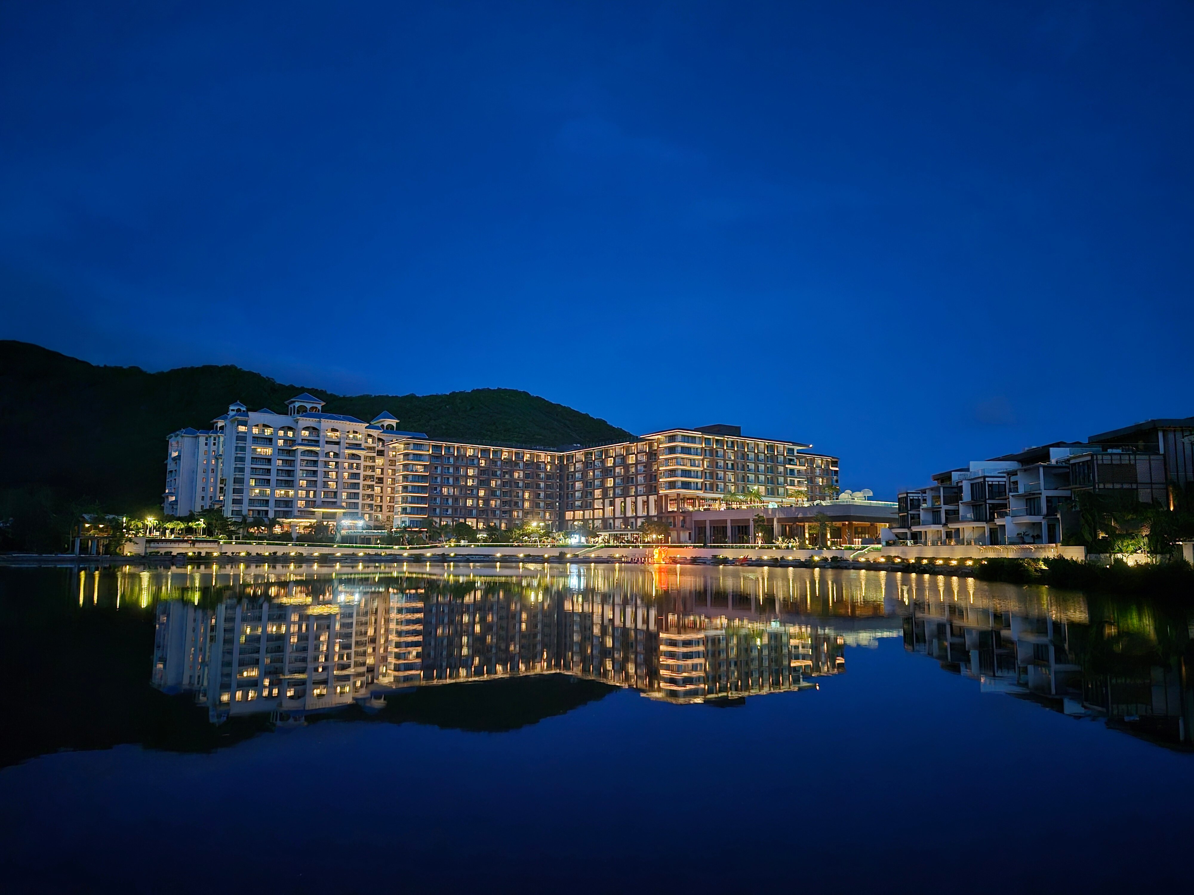 Фото Hualuxe Sanya Yalong Bay Resort, an Ihg Hotel