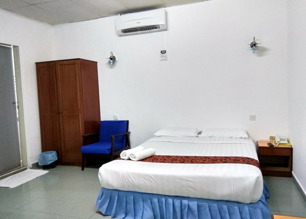 Фото Hotel K. T. Mutiara