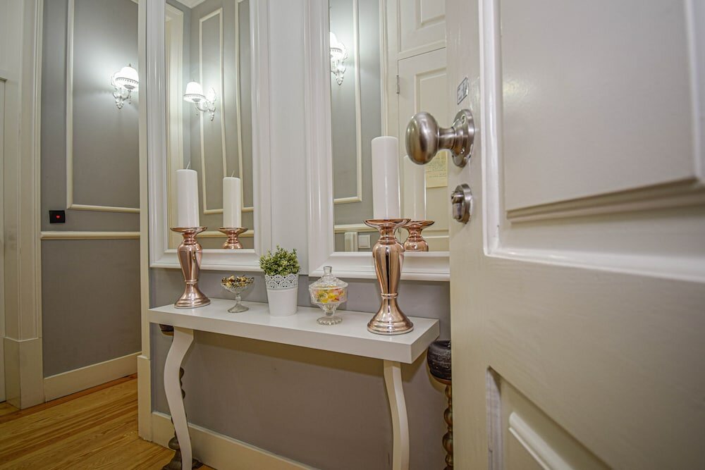 Фото B in B Lisbon Downtown Suites