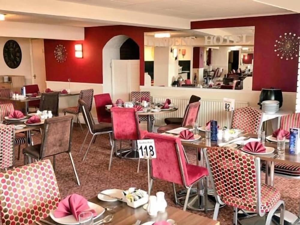 Фото Lyndene Hotel