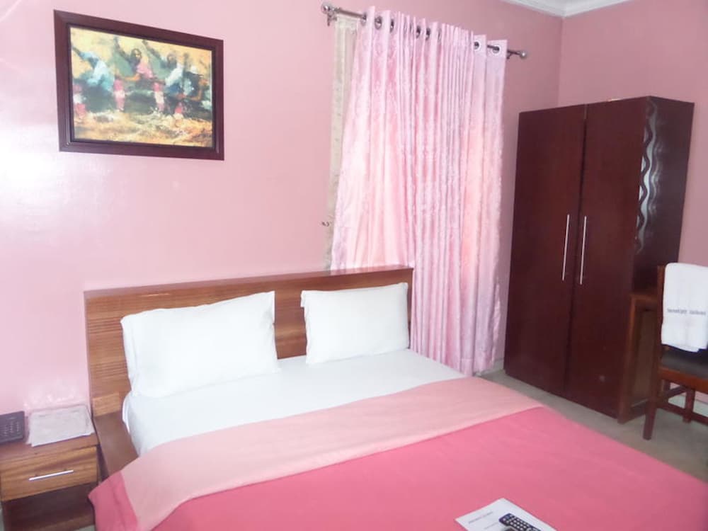 Фото Serendipity Anchotel