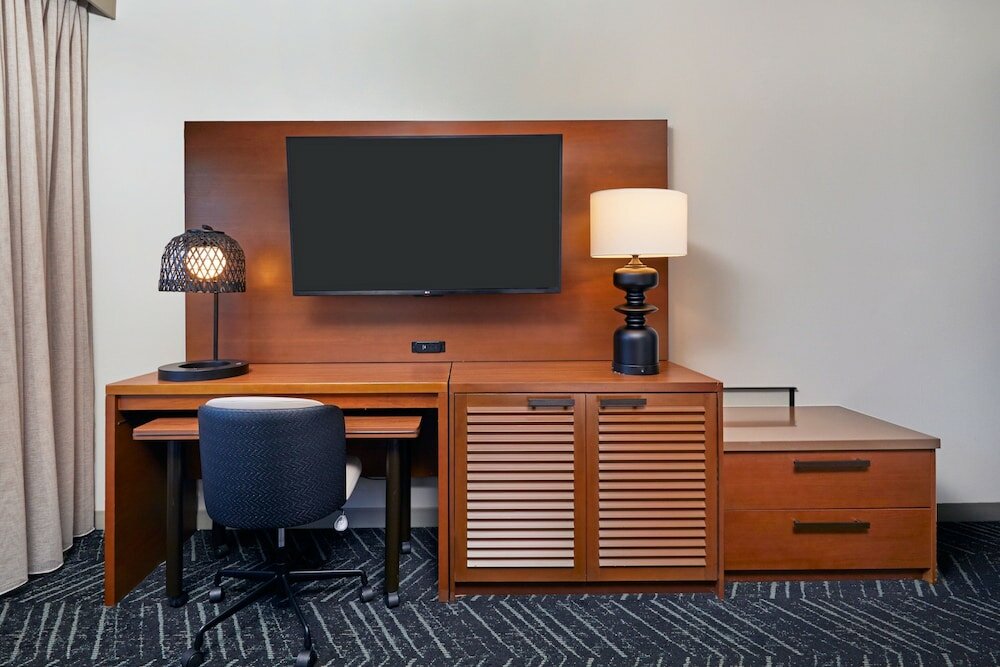 Фото Courtyard by Marriott Oahu North Shore