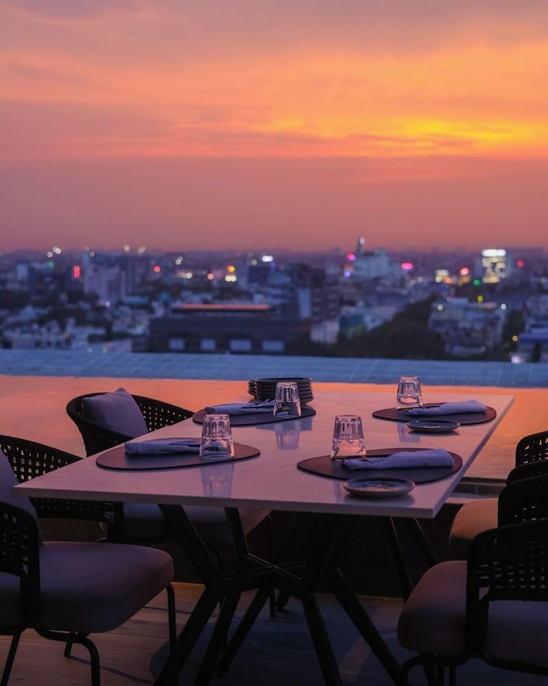 Фото The Residency Towers