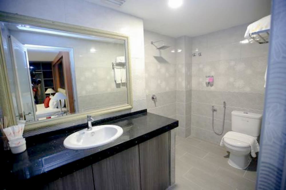 Фото Al Khatiri Hotel