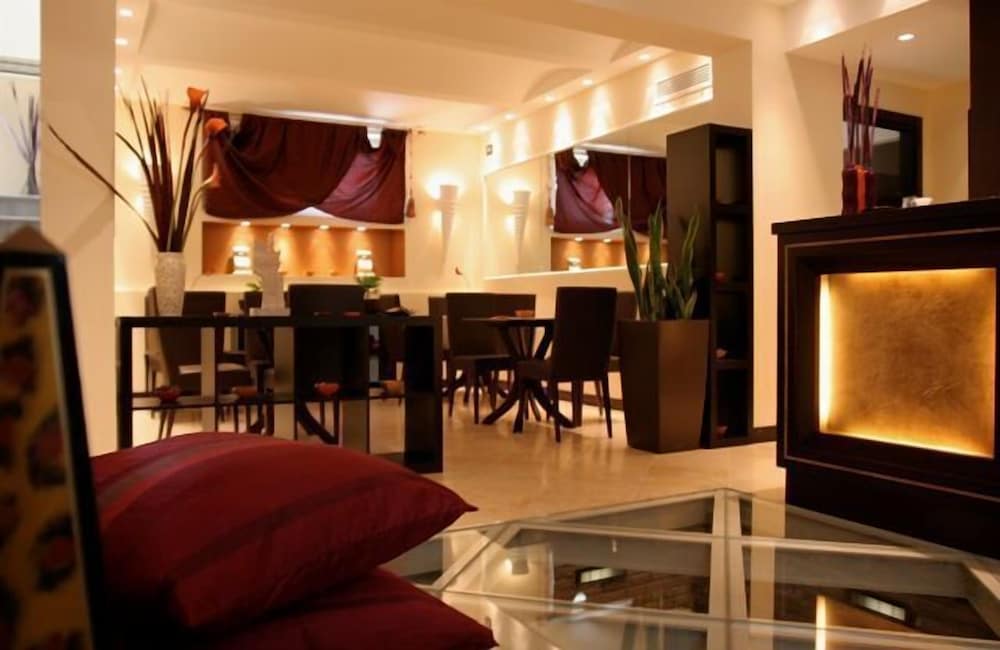 Фото Hotel Latinum