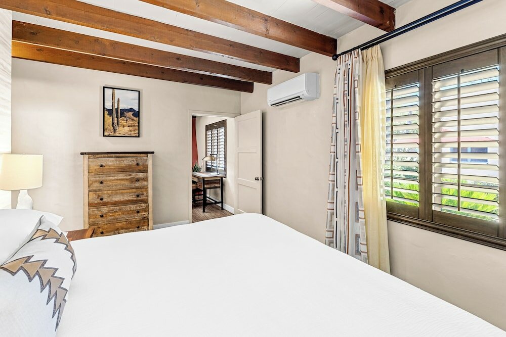 Фото Лодж он Десерт