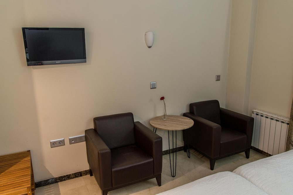 Фото Hotel Sevilla