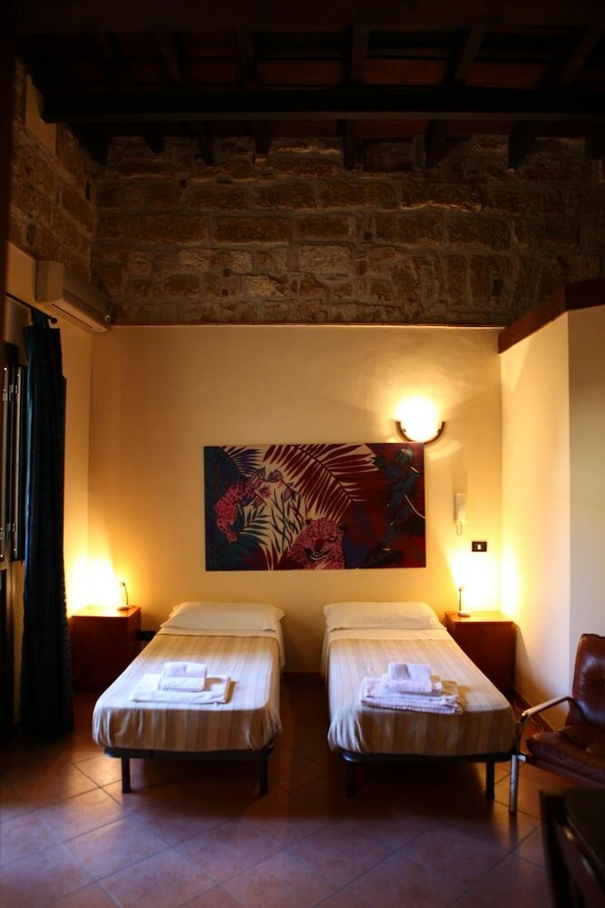 Фото Art Lincoln Palermo