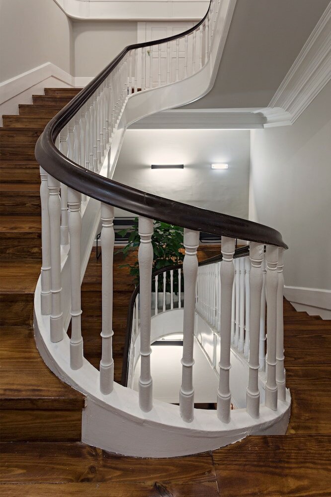 Фото B The Guest Downtown