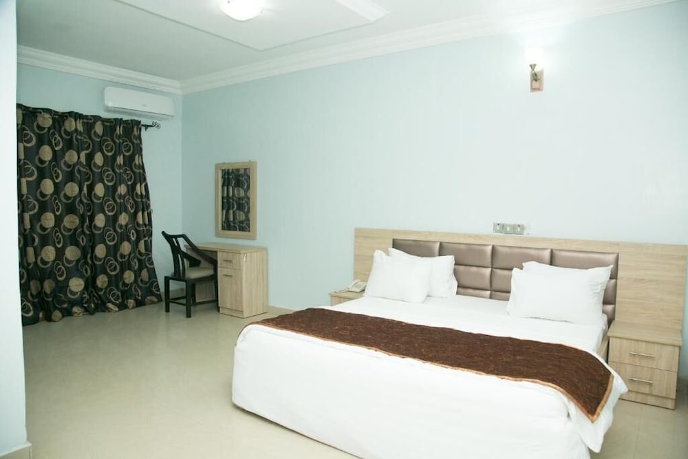 Фото Josto's Place