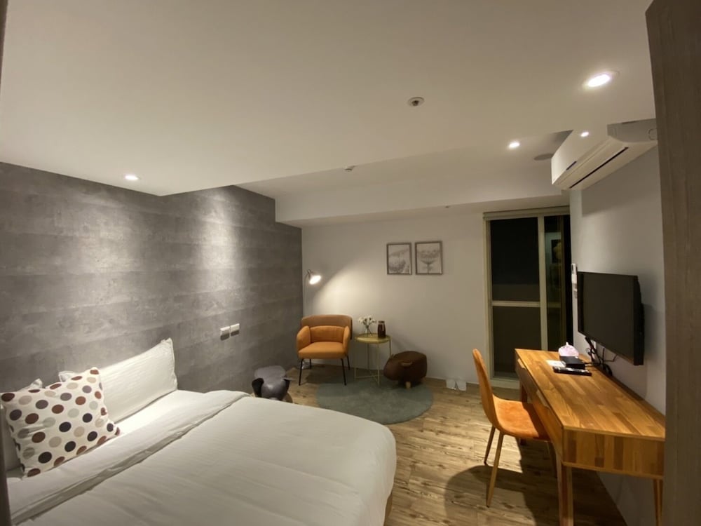 Фото M Taipei Hotel