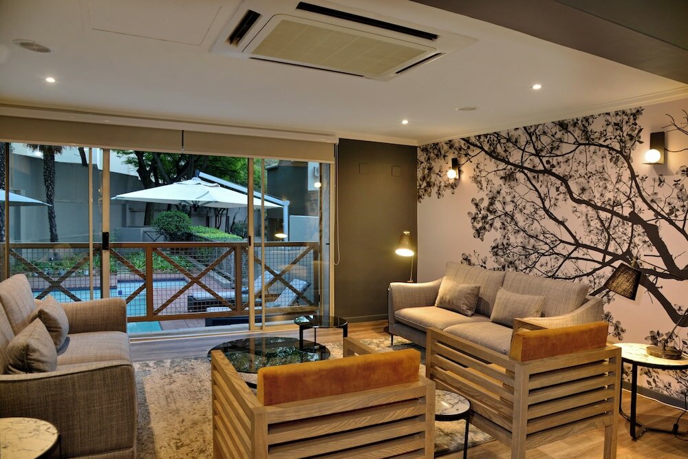 Фото Courtyard Hotel Sandton