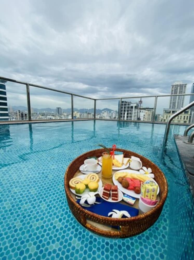 Фото Sofiana My Khe Hotel & SPA