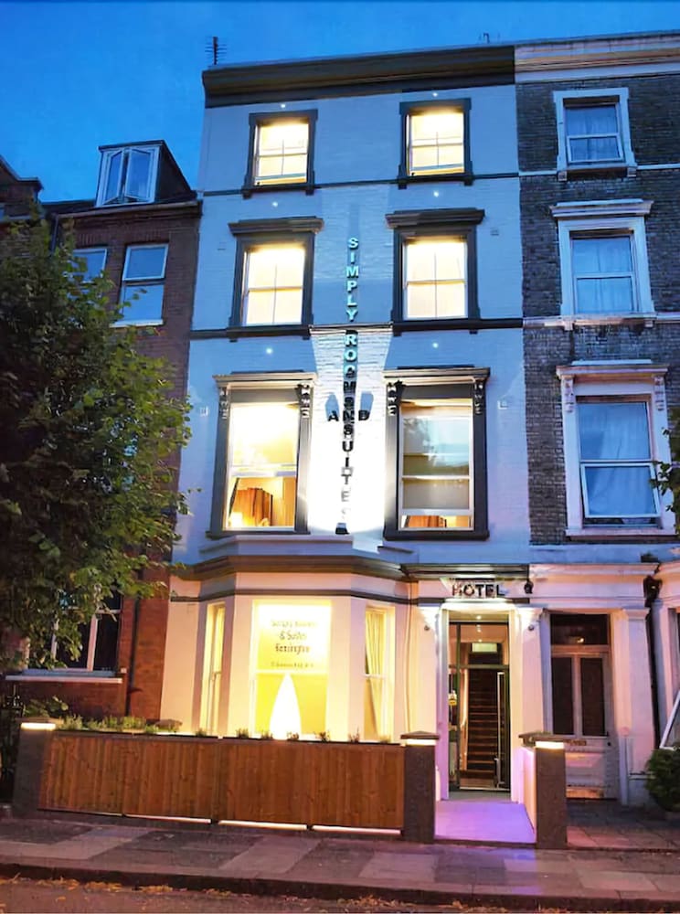 Фото Simply Rooms & Suites