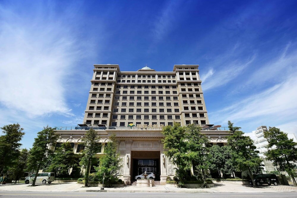 Фото отеля 1