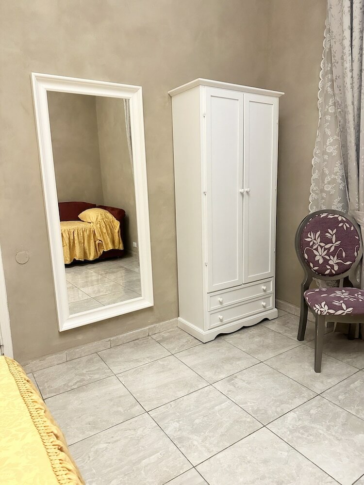 Фото Calais Milan Boutique Hotel