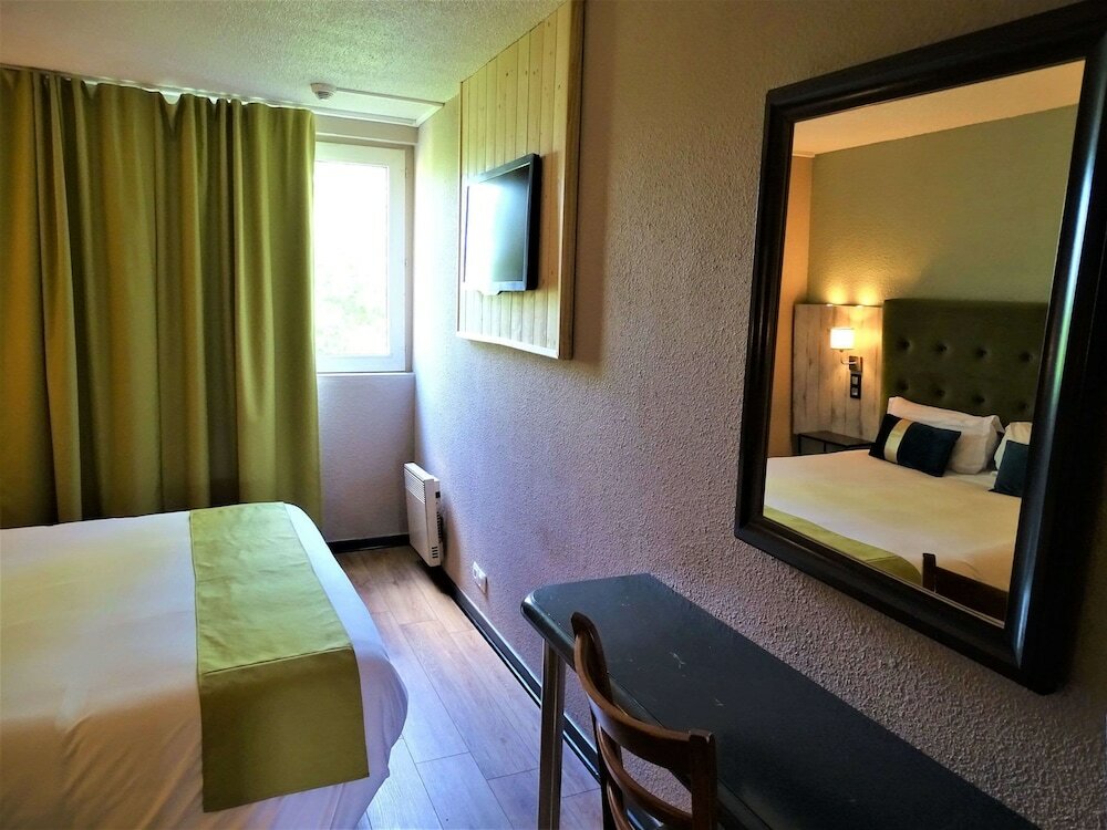 Фото Euro Hotel Paris Creteil