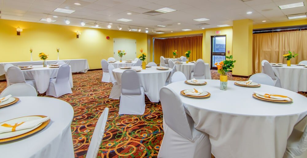 Фото Beach Colony Resort