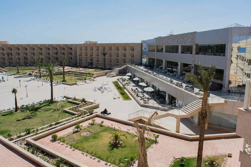 Фото Tolip Taba Resort & SPA